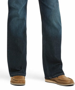 mörka jeans med raka ben