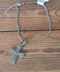 halsband med kors