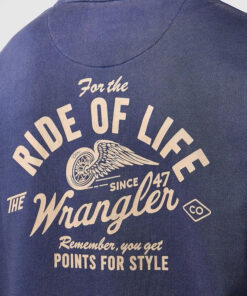 Marinblå hoodie med tryck från Wrangler