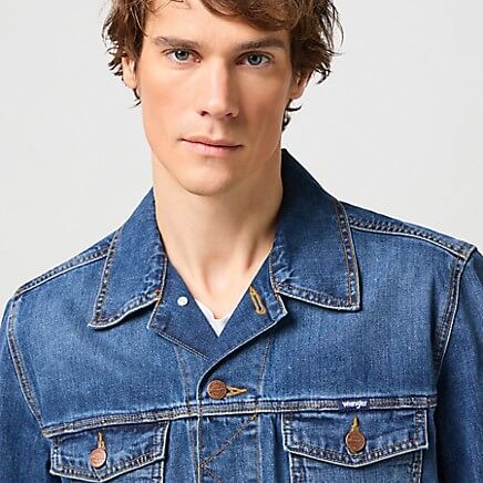 Blå jeansjacka i klassisk stil från Wrangler