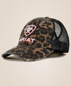 Keps med leopardmönster och svart från Ariat