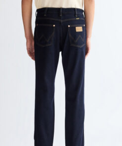 Wrangler Wrancher Bootcut jean i mörkblå denim