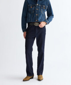 Wrangler Wrancher Bootcut jean i mörkblå denim
