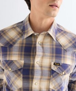 Wrangler Regular Indigo Shirt i klassiskt rutig westernstil.